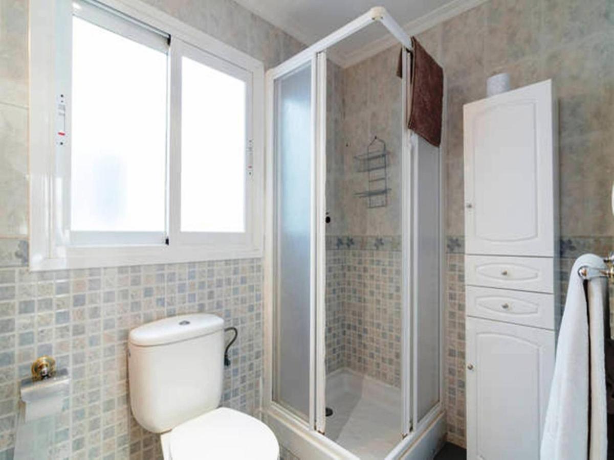 Apartamentos Vicenta Carihuela By Playa Miguel Torremolinos Dış mekan fotoğraf